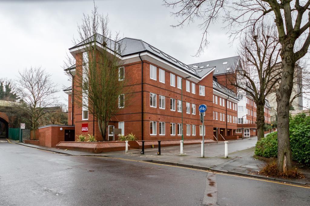 Roomspace Serviced Apartments - Nouvelle House Sutton  Exterior photo